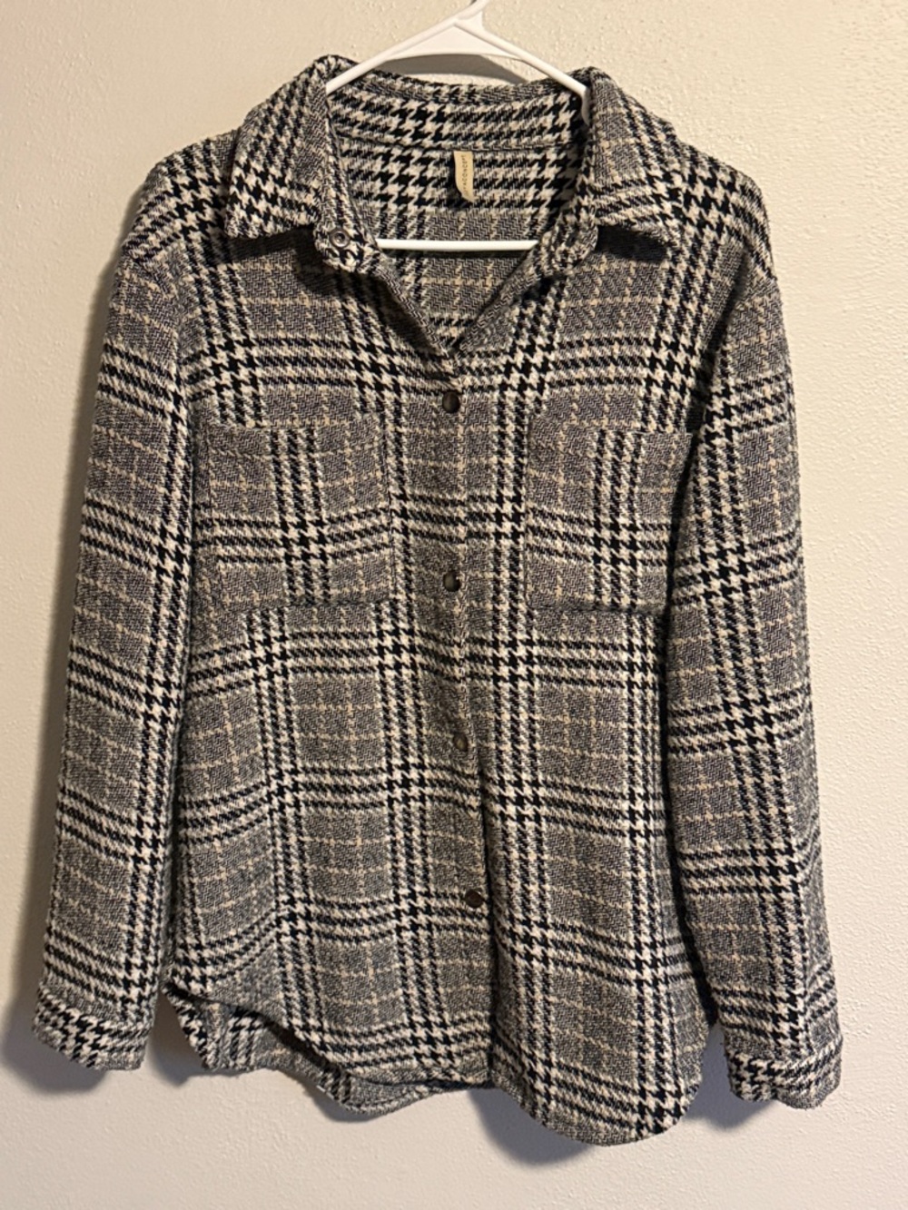 Houndstooth Plaid Knit Shacket
